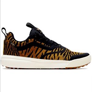 Vans UltraRange Rapidweld Tiger sneakers
